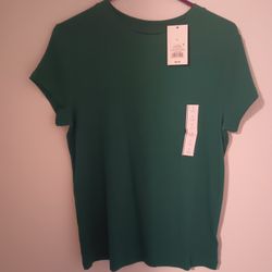  Brand New Misses short Sleeve shirt - P/U North Everett 