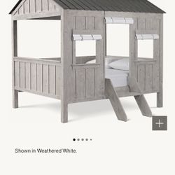 RH KIDS CABIN BED. PERFECT CONDITION