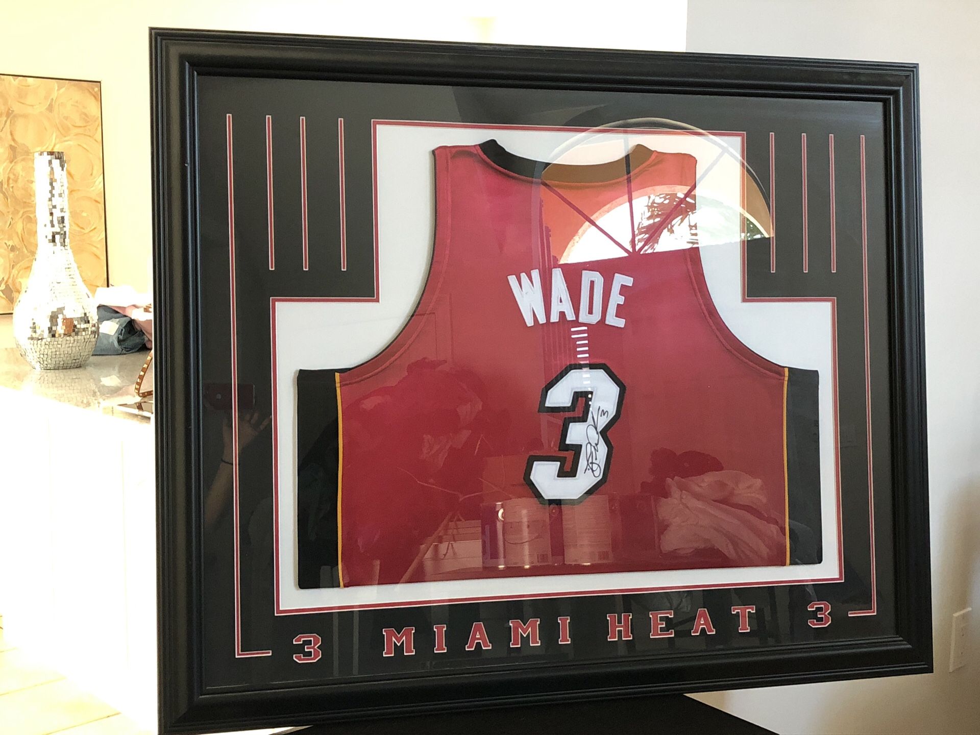 Dwayne Wade Signed Jersey Framed for Sale in Boca Raton, FL - OfferUp