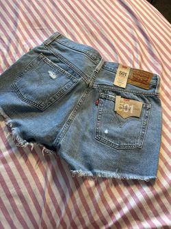 Levi Shorts