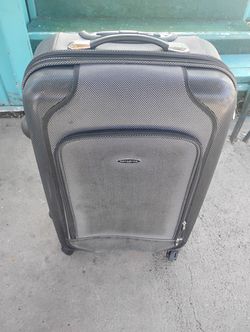 24'' Tall Samsonite Luggage suitcase Very Light