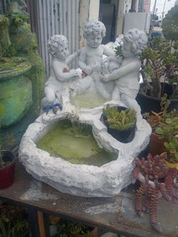 Super beautiful angel fountain heavy I will load