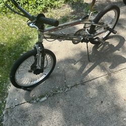 It A Trick Bike U Do All Different Tricks