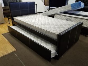 Twin/twin trundle bed