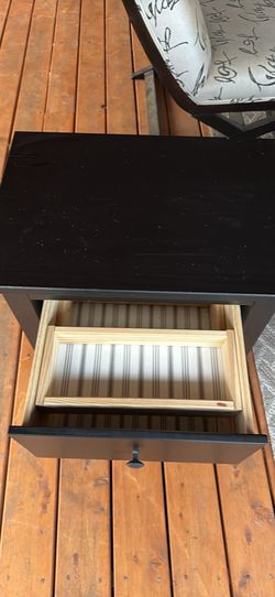 Black side Table