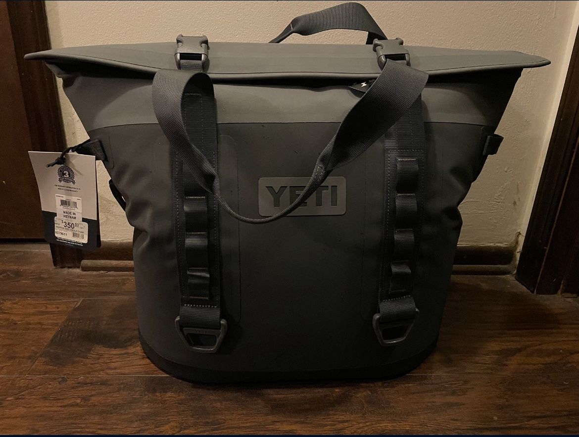 Yeti Hopper M30 Tote Soft Cooler