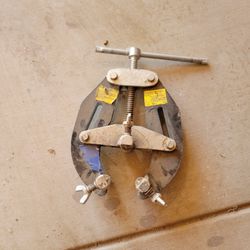 Pipeclamp