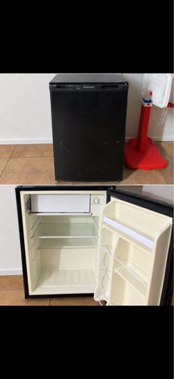 Frigidaire Mini Refrigerator – Good Condition