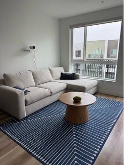 Araceli II Modular Sectional Sofa with Chaise – Like New