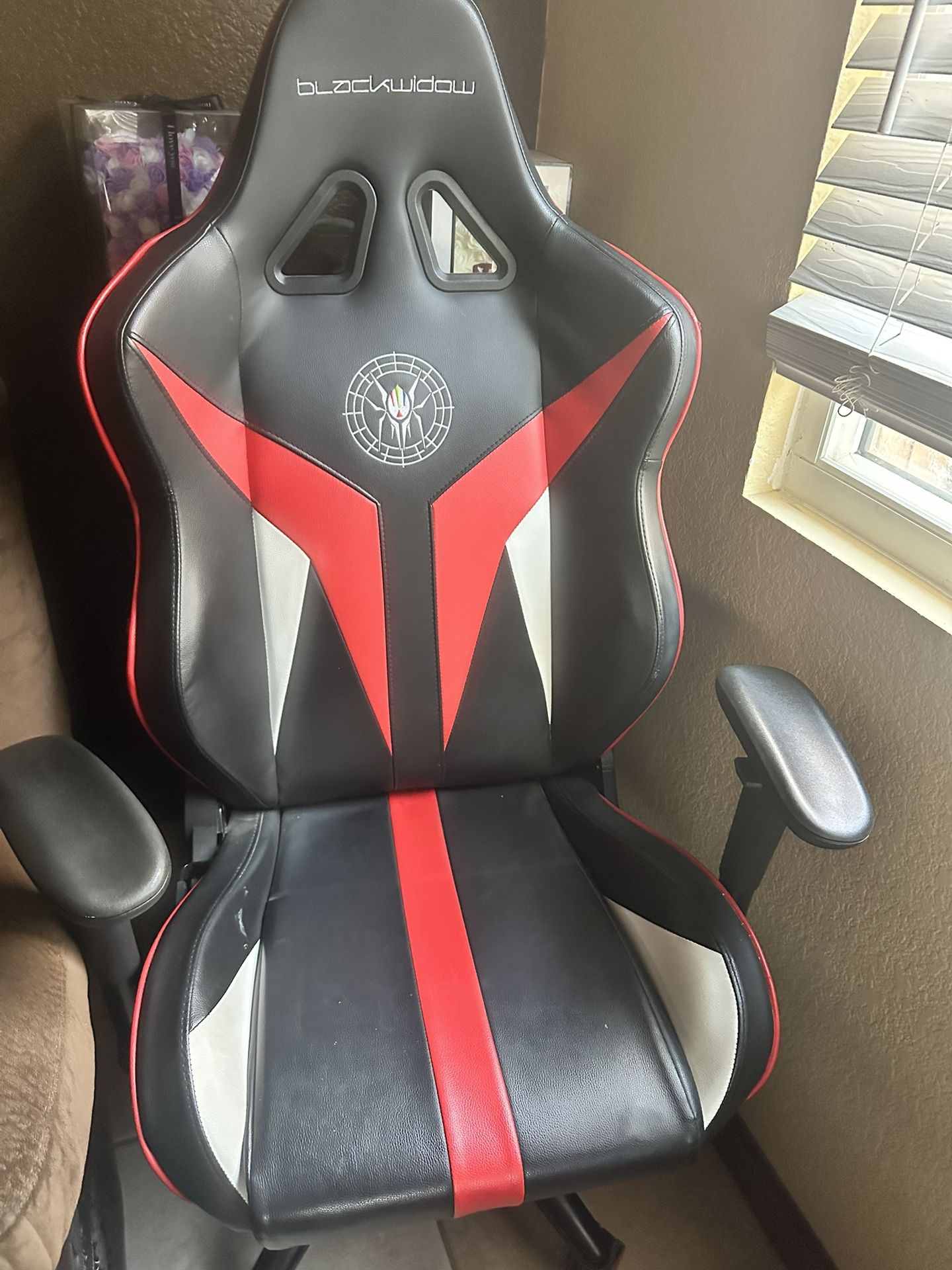 Gaming chair