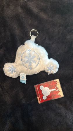 POP MART SKULLPANDA Tell Me What You Want “Let It Snow” Plush Pendant + Card