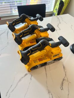 Dewalt 20 V belt sander tool only