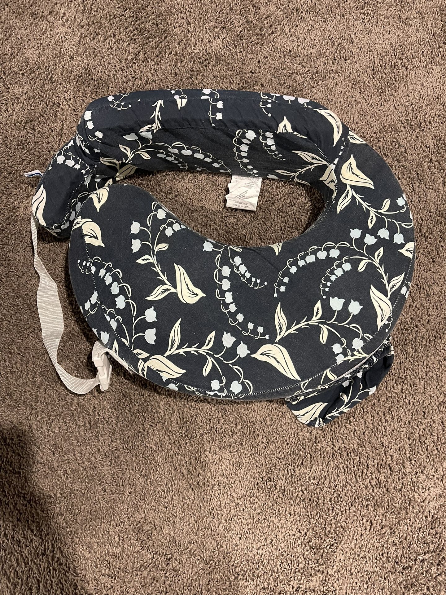 Nursing / Breastfeeding Pillow