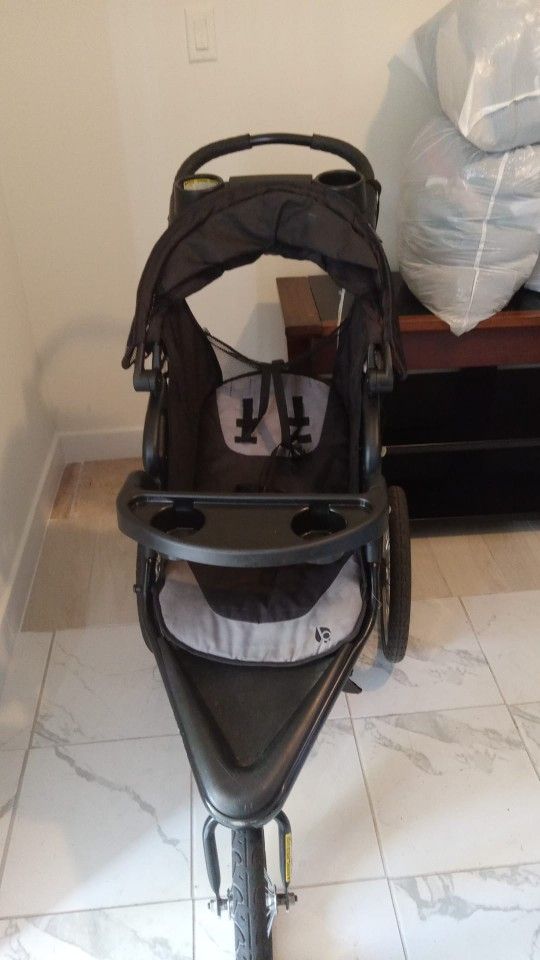 Stroller 