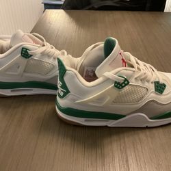 Air Jordan Nike SB x Air Jordan 4 Retro SP 'Pine Green'Size 15