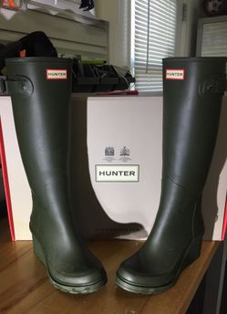 Women’s hunter boots