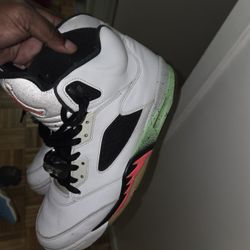 OFFER UP OR TRADES!!!(TRADES MUST BE A SIZE 11 OR 11.5)