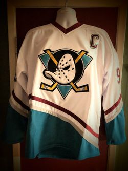 Ducks 96 Conway Retro Hockey Jersey - S.M.L.XL.2X.3X