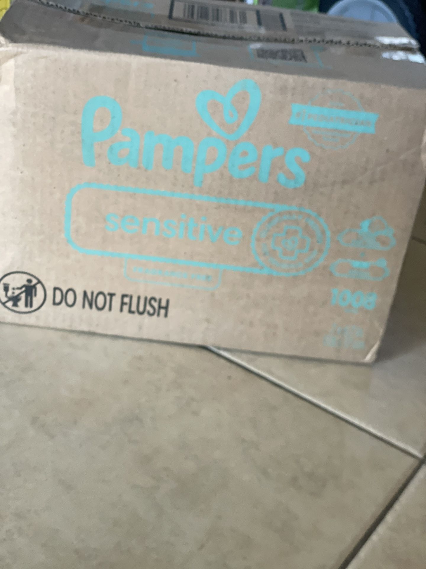Pamper Wipes 1008 Count $30 New