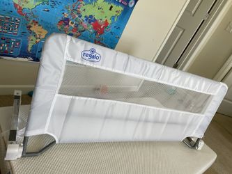 Regalo Mattress Fence For Kids 