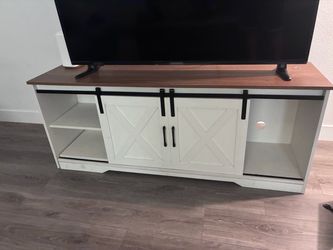 Tv stand