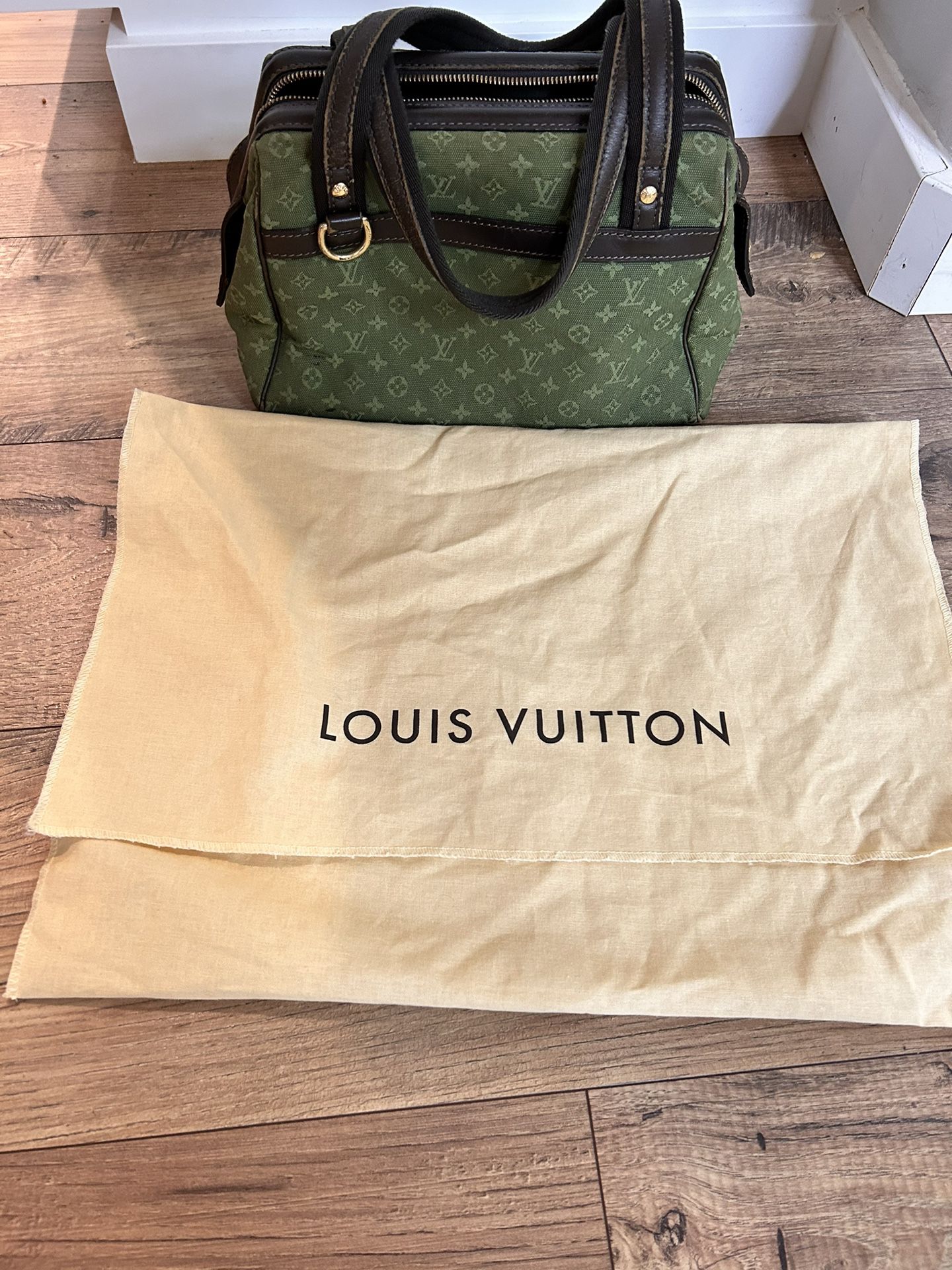 Louis Vuitton Monogram Josephine Pm Shoulder Bag 
