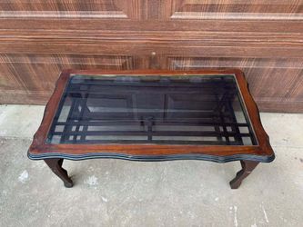 Vintage Queen Anne Style Wood Coffee Table with Glass Inset Top 38"