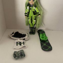 Rainbow High Jade Hunter Winter Break 