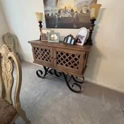Quality Side-board Cabinet