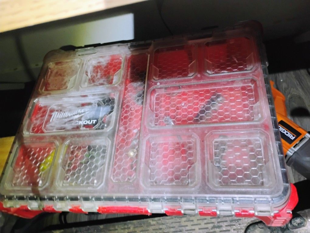 Packout