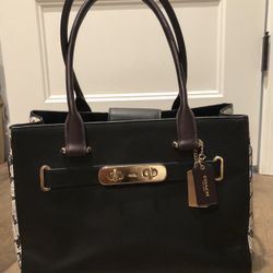 COACH Swagger Carryall Satchel