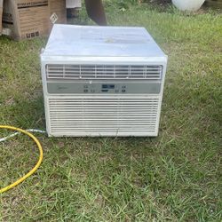 Media  12000 Btu Air Conditioner 