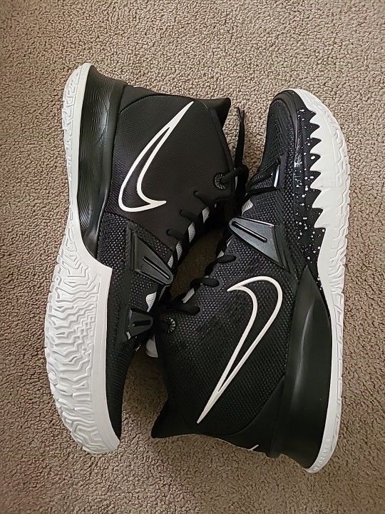 Nike Kyrie 7 Tb Promo Size 12 & 13 Men