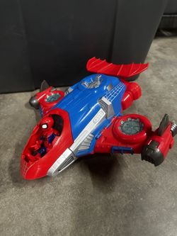 Spiderman Airplane Toy. Includes Mini Spider Man!