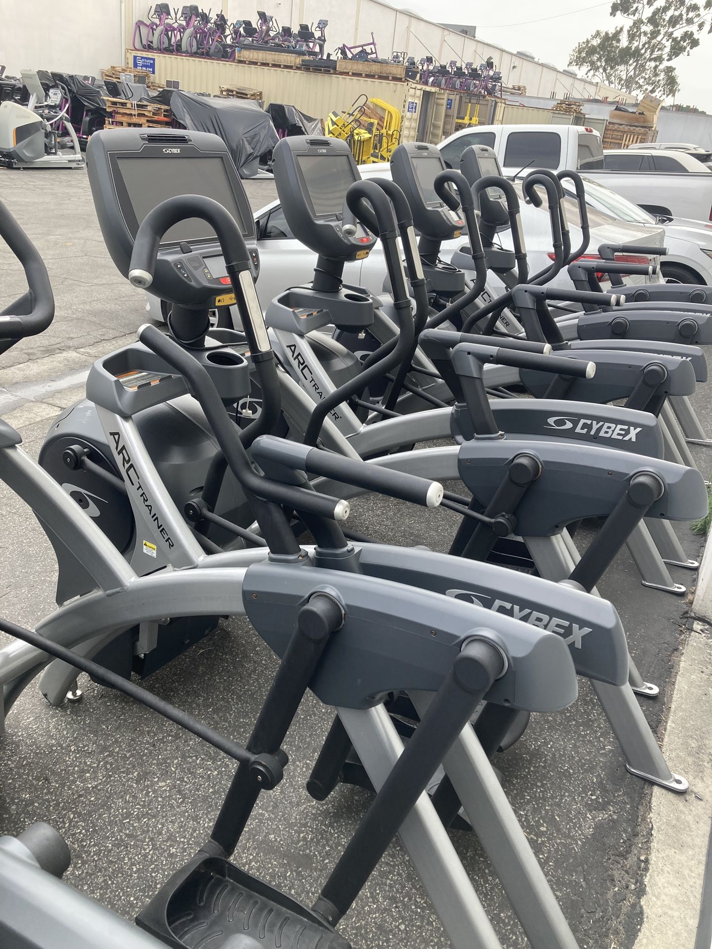 Cybex 772 Arc Trainer Elliptical