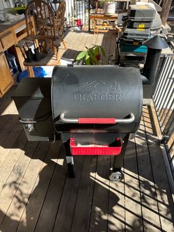Traeger pellet grill