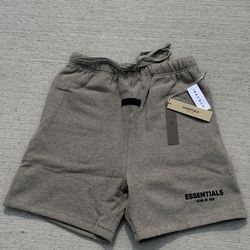 Fear of God Essentials Dark Oatmeal Shorts Grey Size S