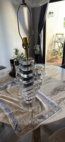 Modern Lucite Table Lamp