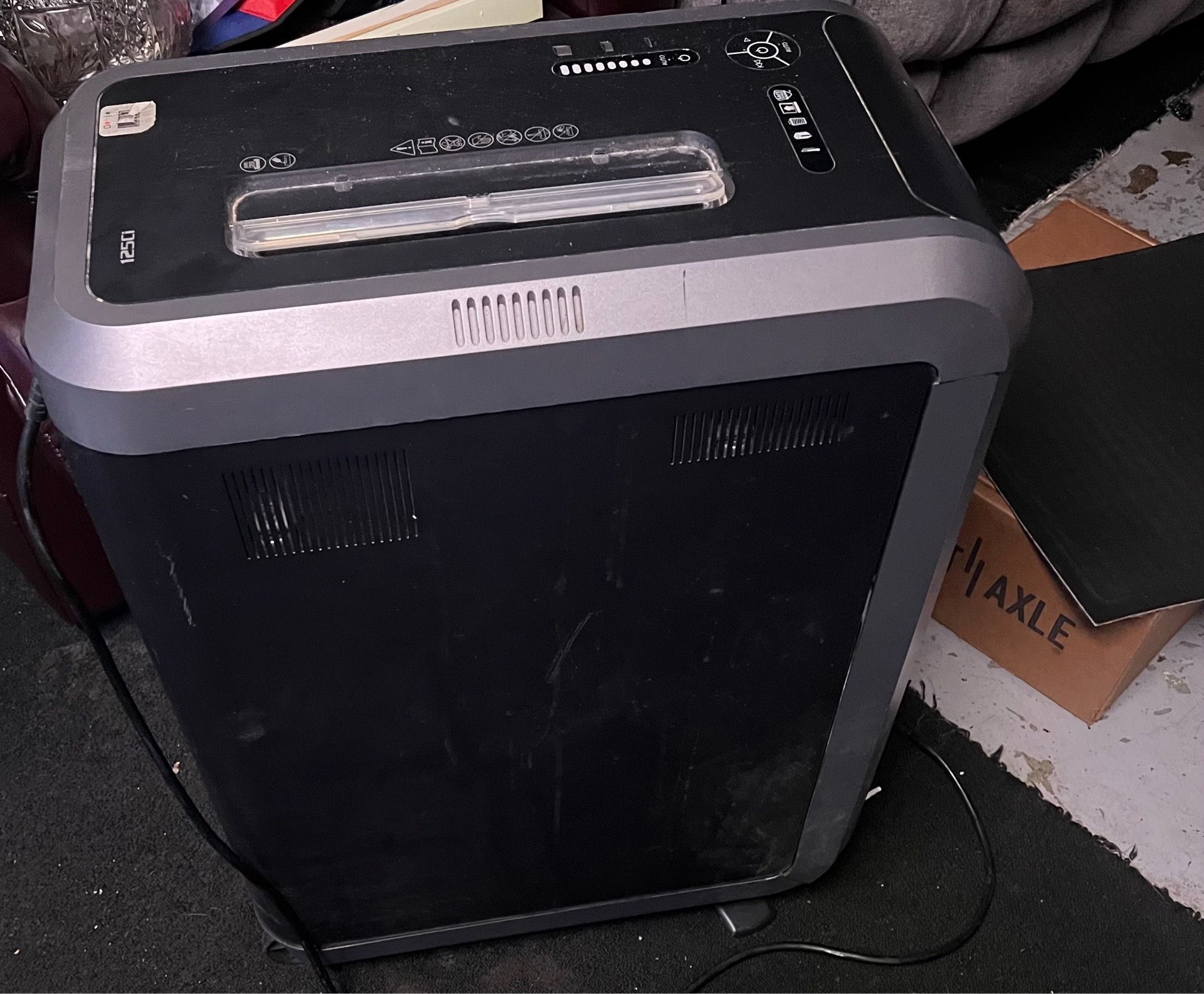 Industrial paper shredder