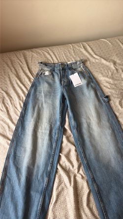 Bershka wide ballon jeans.