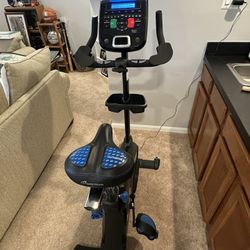 Nautilus Exercise Bike - Please read Description