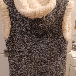 New Without Tags Women's Sparkle Sequin Fur Hooded Vest