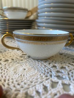 Dining set  ￼Limoges