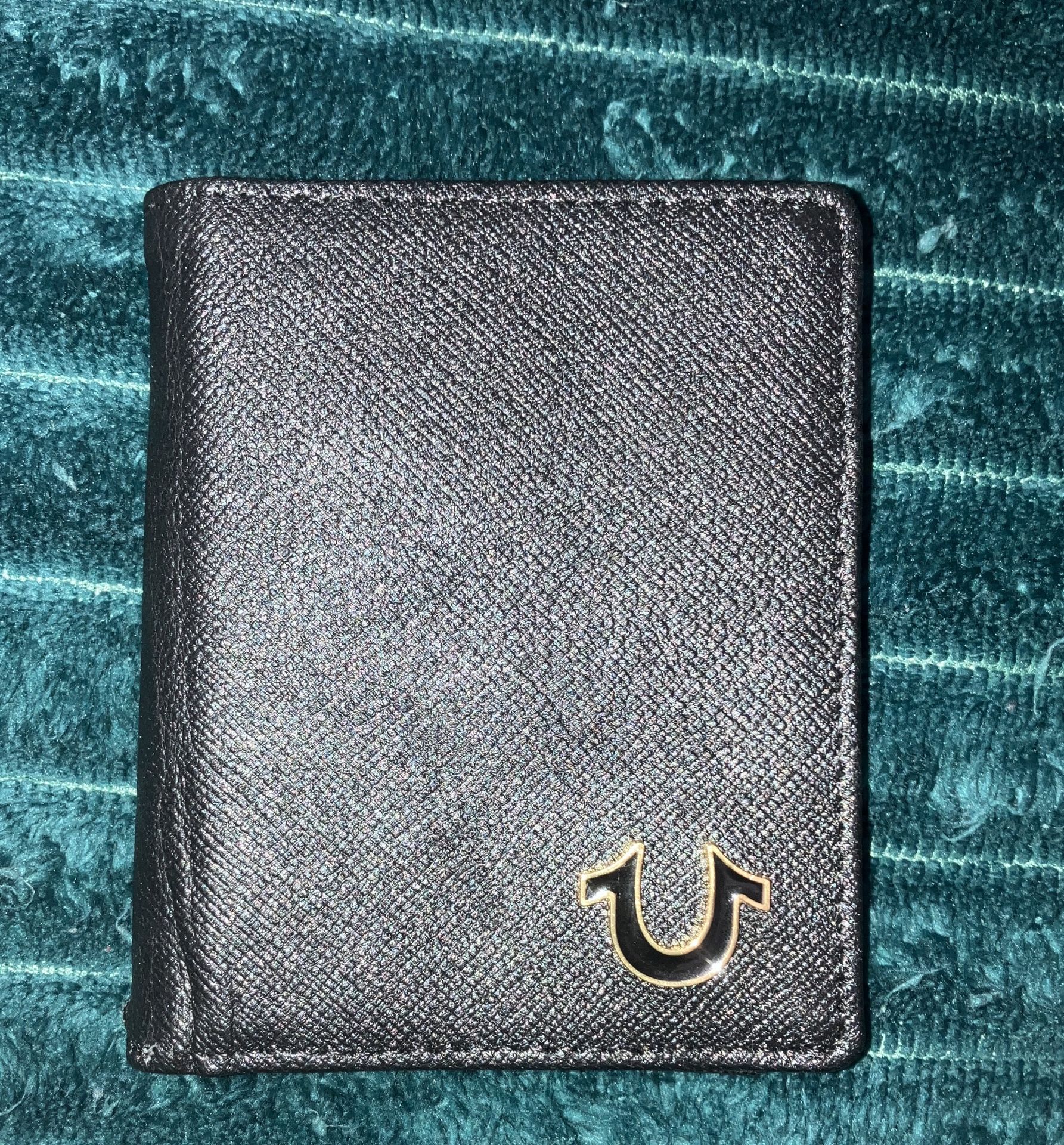 True Religion /Card wallet w infrared security