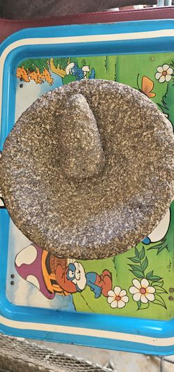 Traditional Mexican molcajete Large Size