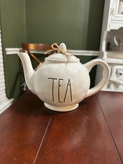 Rae Dunn Teapot