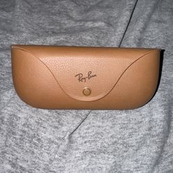 Ray-Ban Charging Case