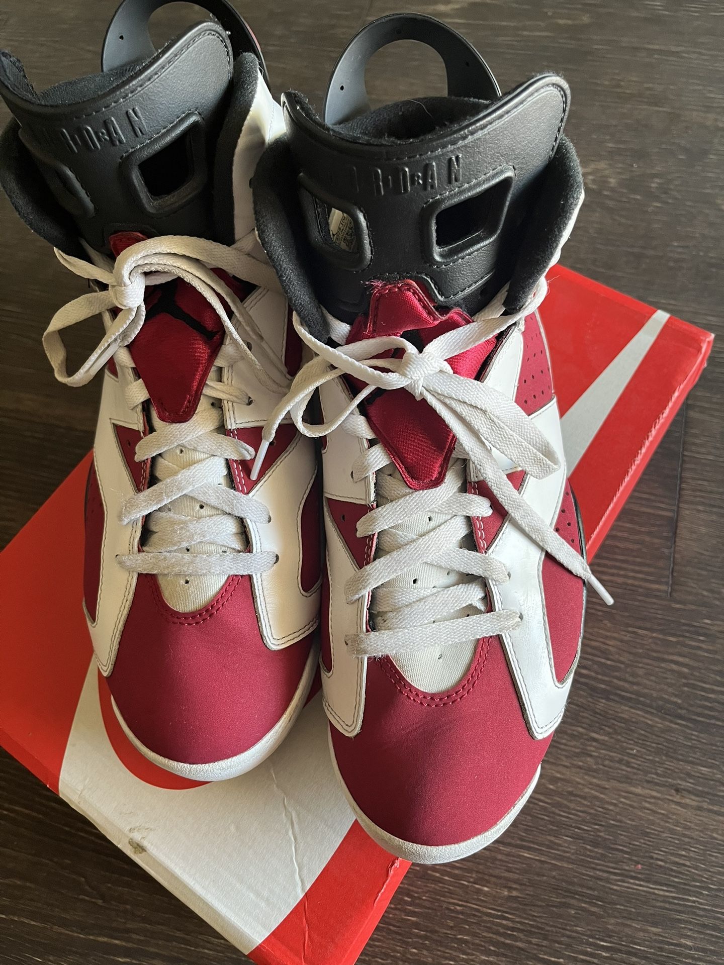 Air Jordan 6 Retro ‘Carmine’ Clothing