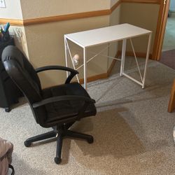 Simple Desk And Chair 