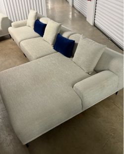 3pc fofa living spaces